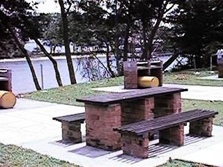 Temp002.jpg (23980 bytes)